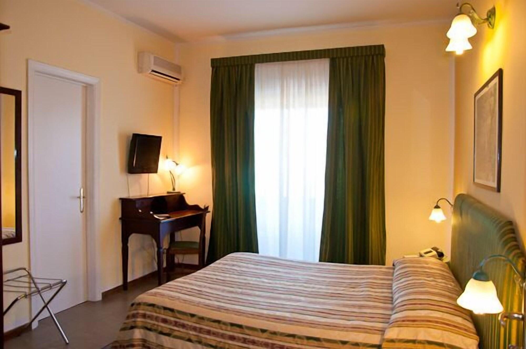 Tk Hotel - Ex Ares San Giovanni La Punta Εξωτερικό φωτογραφία