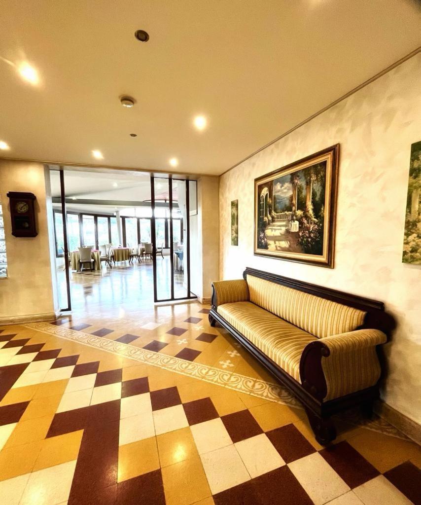 Tk Hotel - Ex Ares San Giovanni La Punta Εξωτερικό φωτογραφία