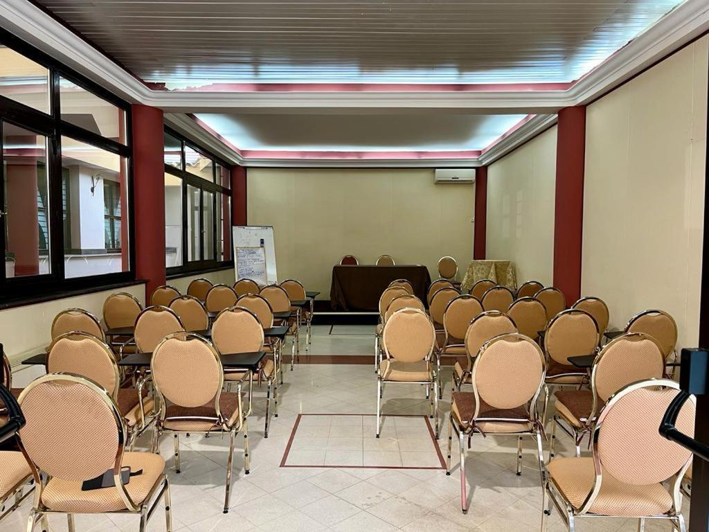 Tk Hotel - Ex Ares San Giovanni La Punta Εξωτερικό φωτογραφία