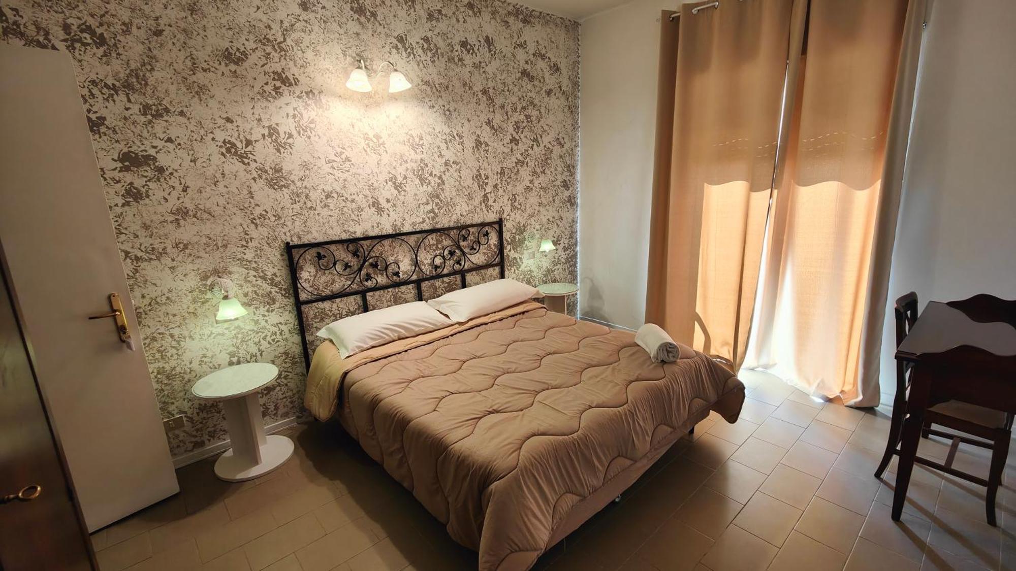 Tk Hotel - Ex Ares San Giovanni La Punta Εξωτερικό φωτογραφία