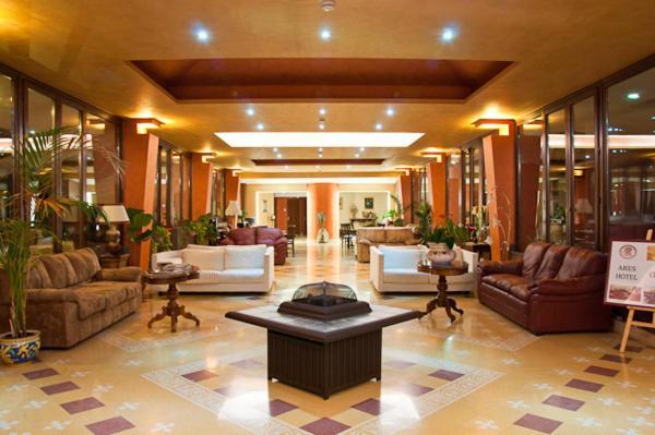 Tk Hotel - Ex Ares San Giovanni La Punta Εξωτερικό φωτογραφία
