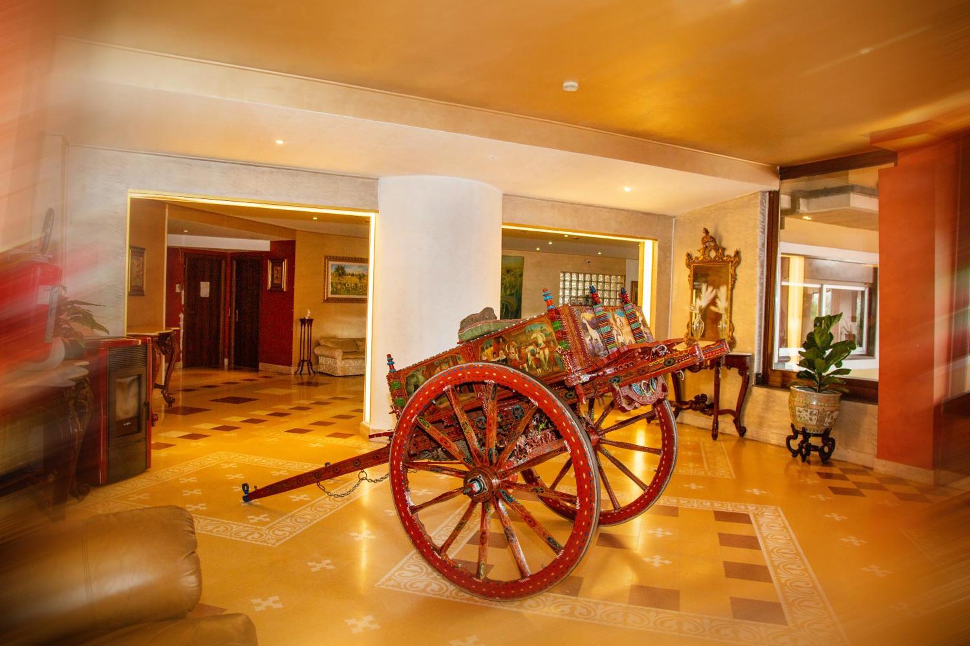 Tk Hotel - Ex Ares San Giovanni La Punta Εξωτερικό φωτογραφία